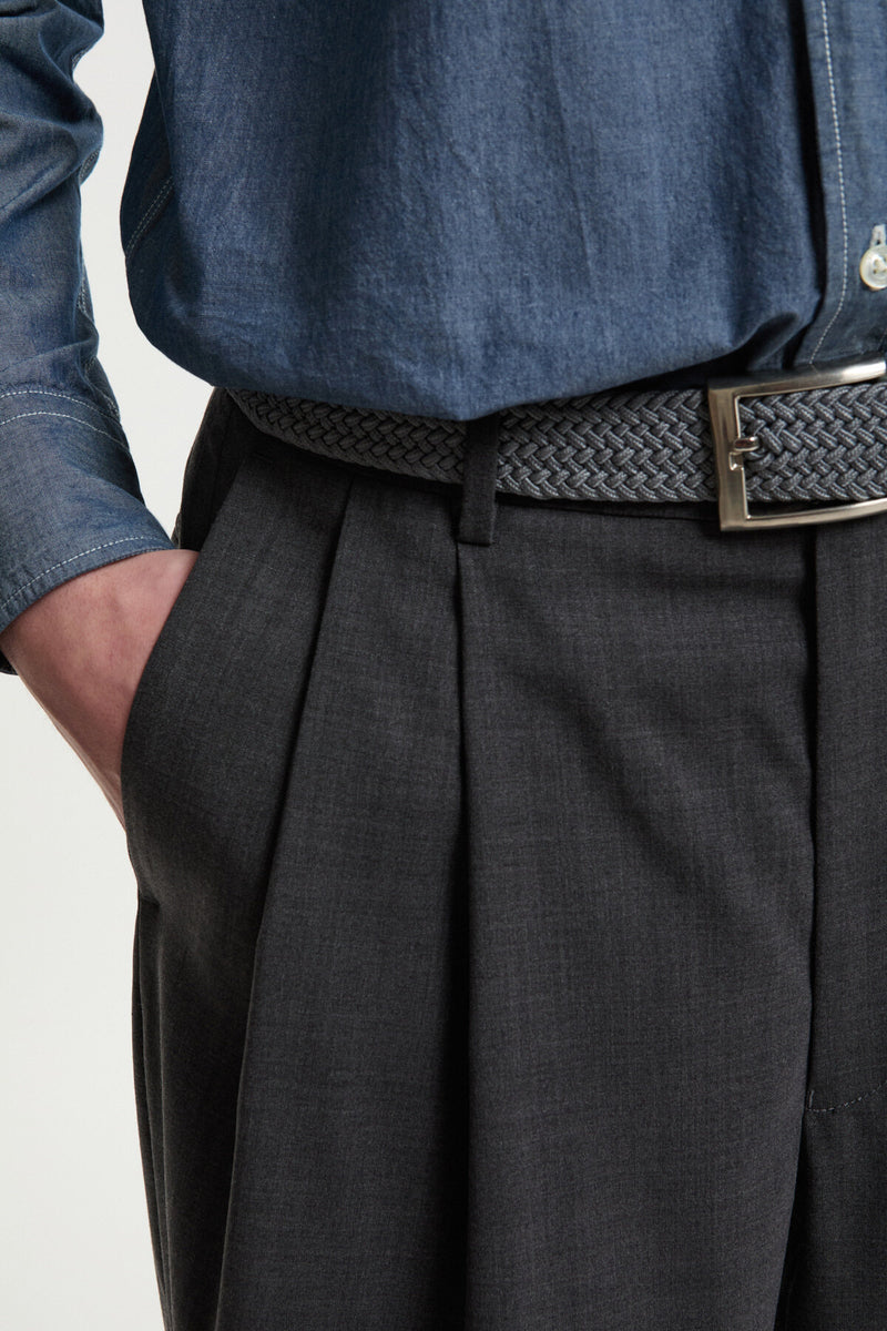 2-TUCK TAPERED TROUSERS