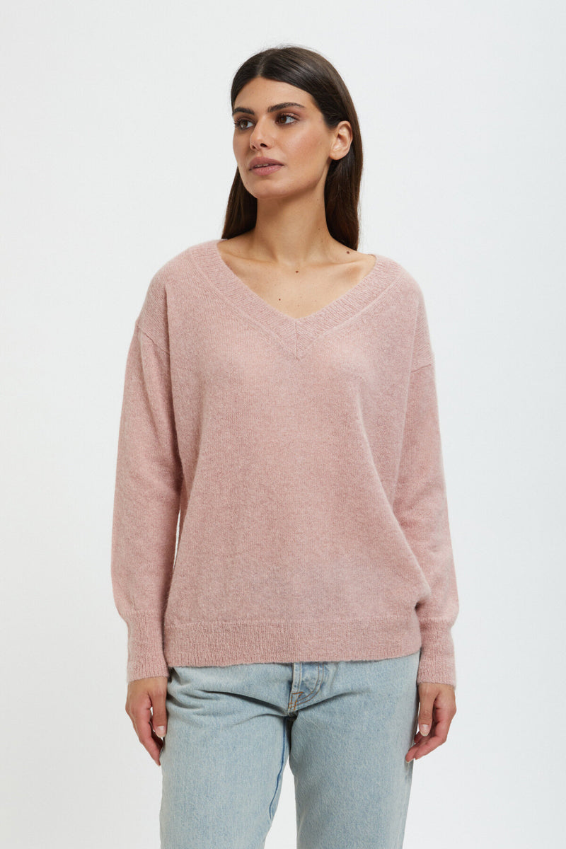 Long-sleeved V Neck pullover