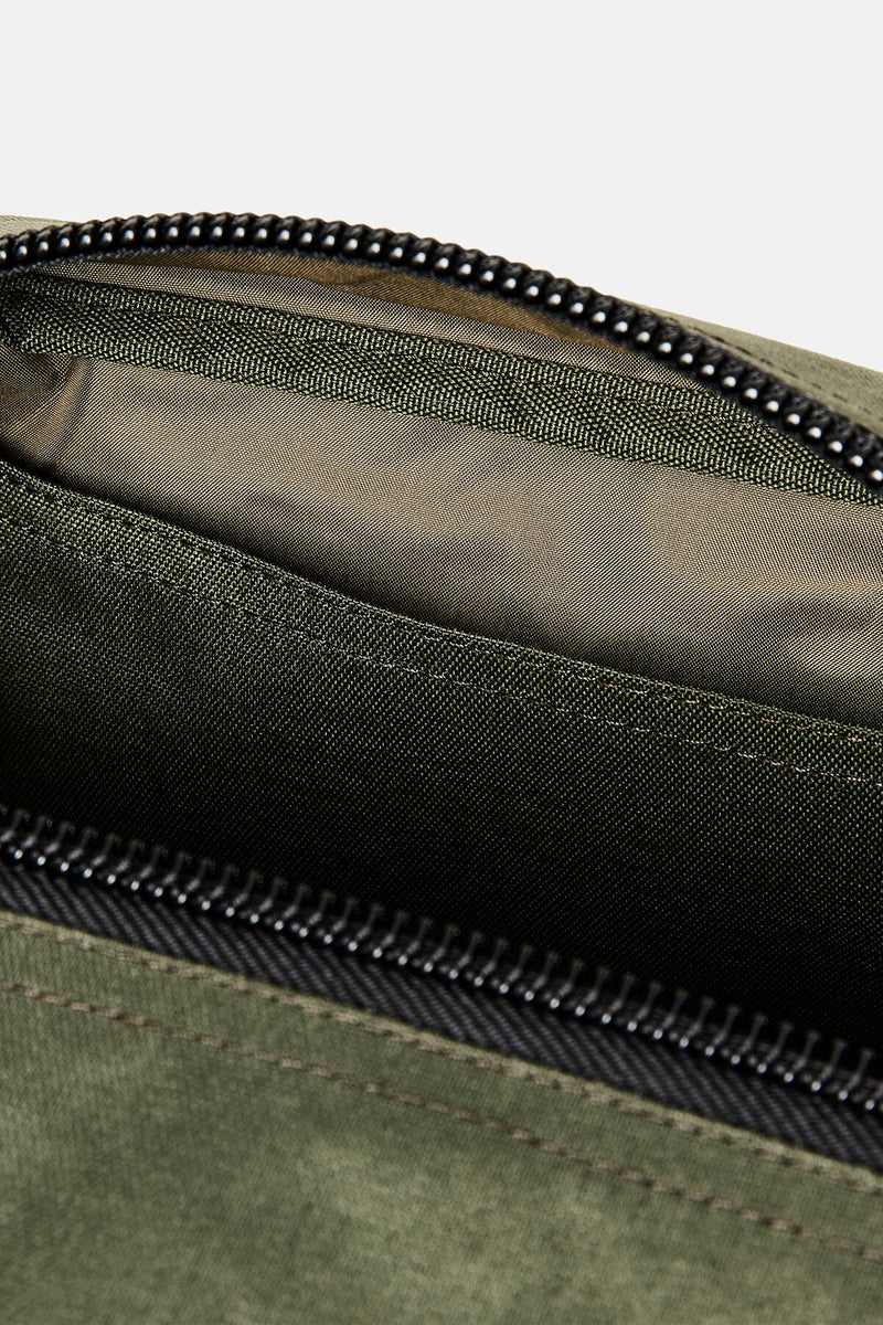TRAVEL PACK