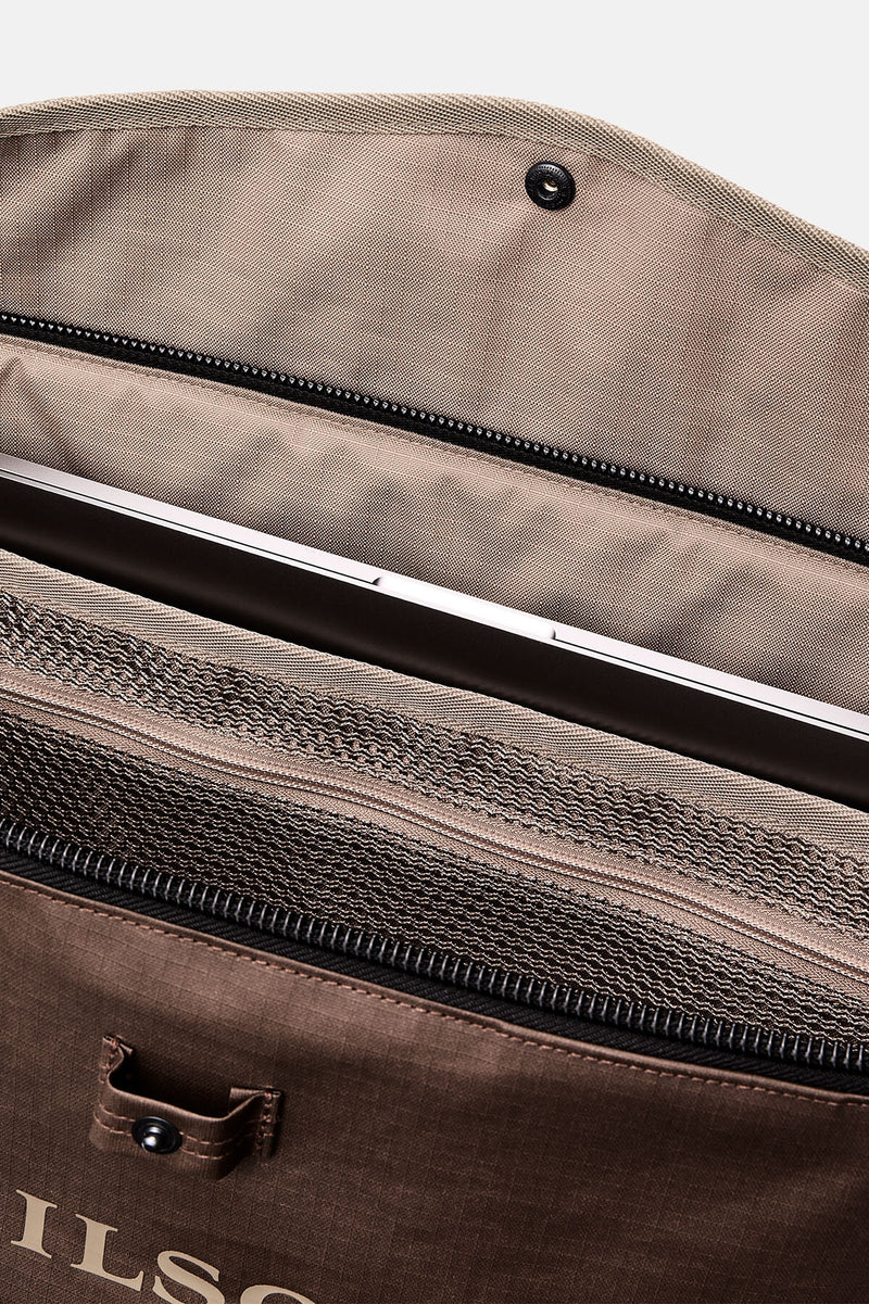 ALL-WEATHER TOTE BAG