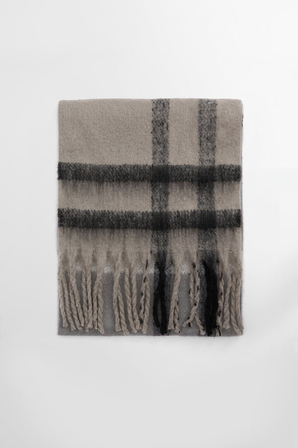 Isla Tartan Boucle Scarf