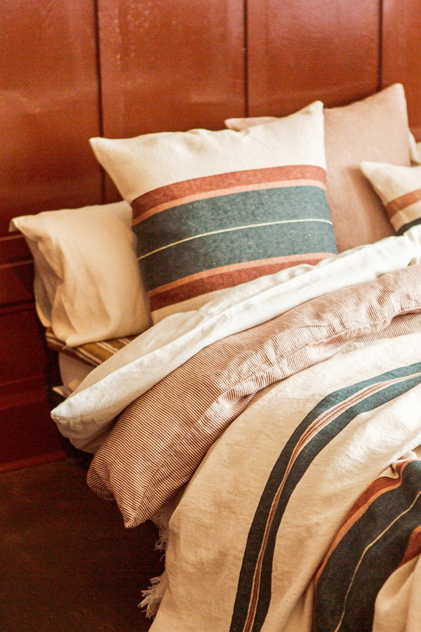 Lys Coverlet Stripe