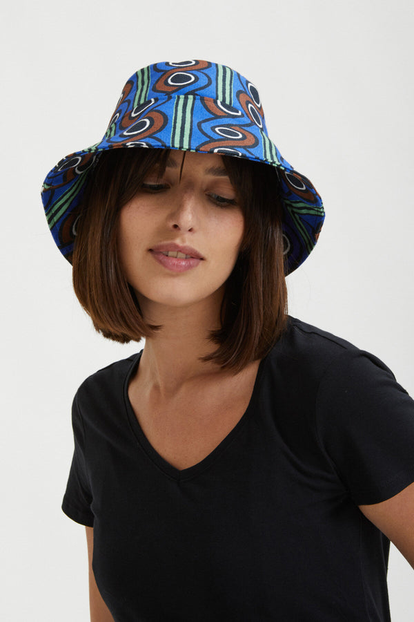 Bucket hat